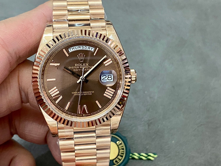 Rolex Day-Date 228235 - Rose Gold Superclone | Affordable Luxury Watch | Pochettebag